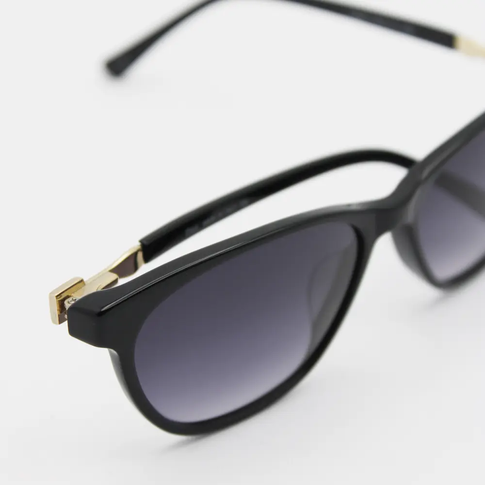 عینک آفتابی دیور زنانه 8017