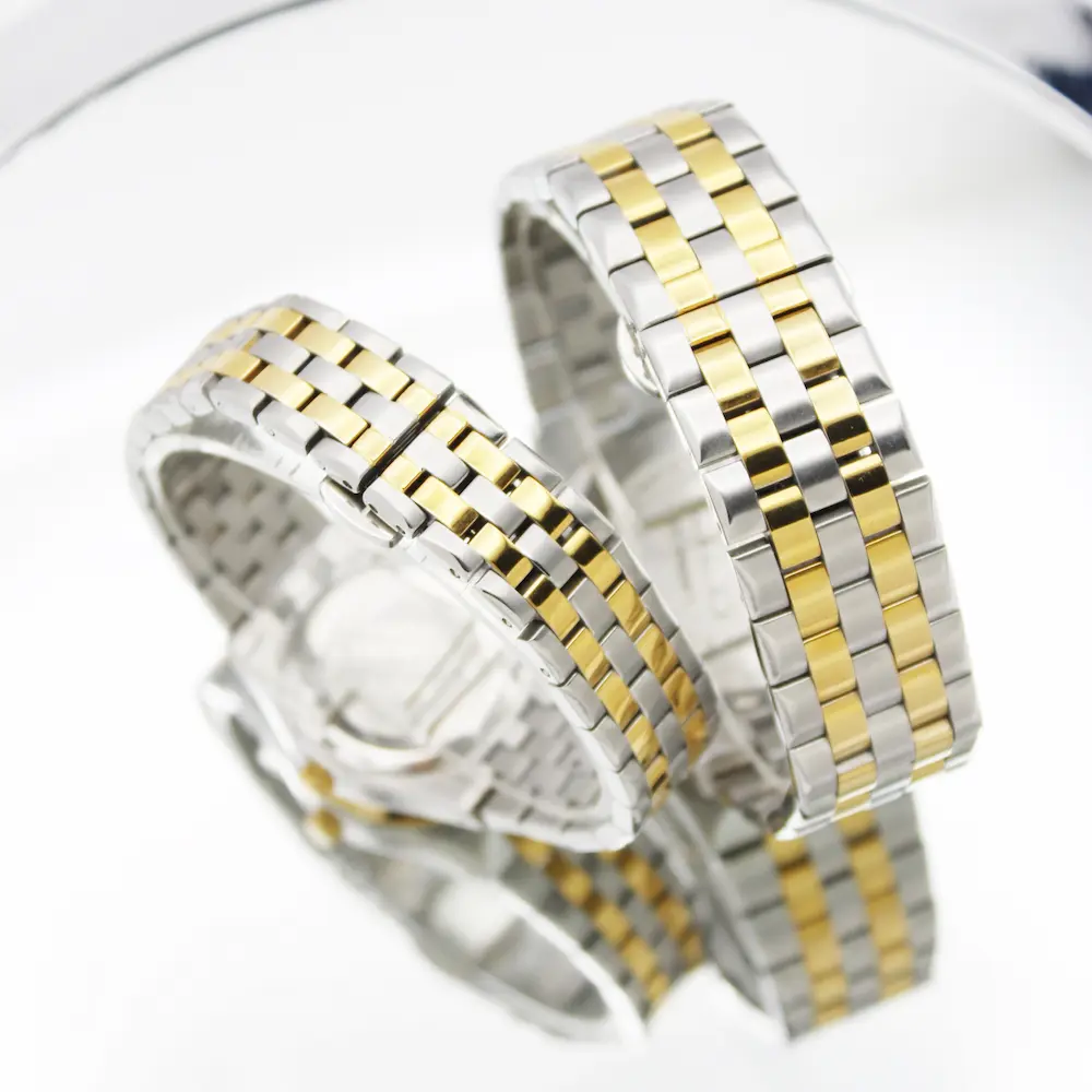 ساعت مچی عقربه ای ست زنانه و مردانه سیتی زن مدل 2124