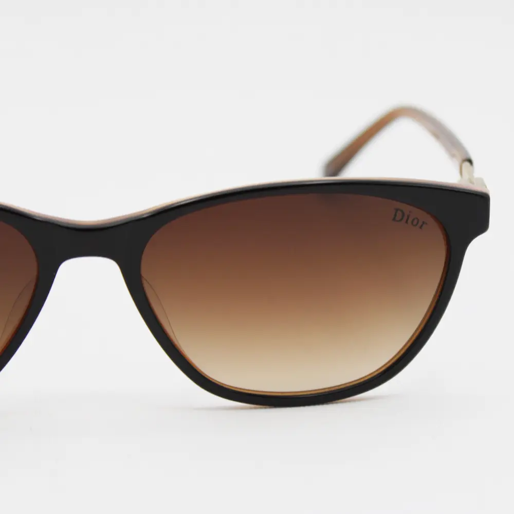 عینک آفتابی دیور زنانه مدل 8017