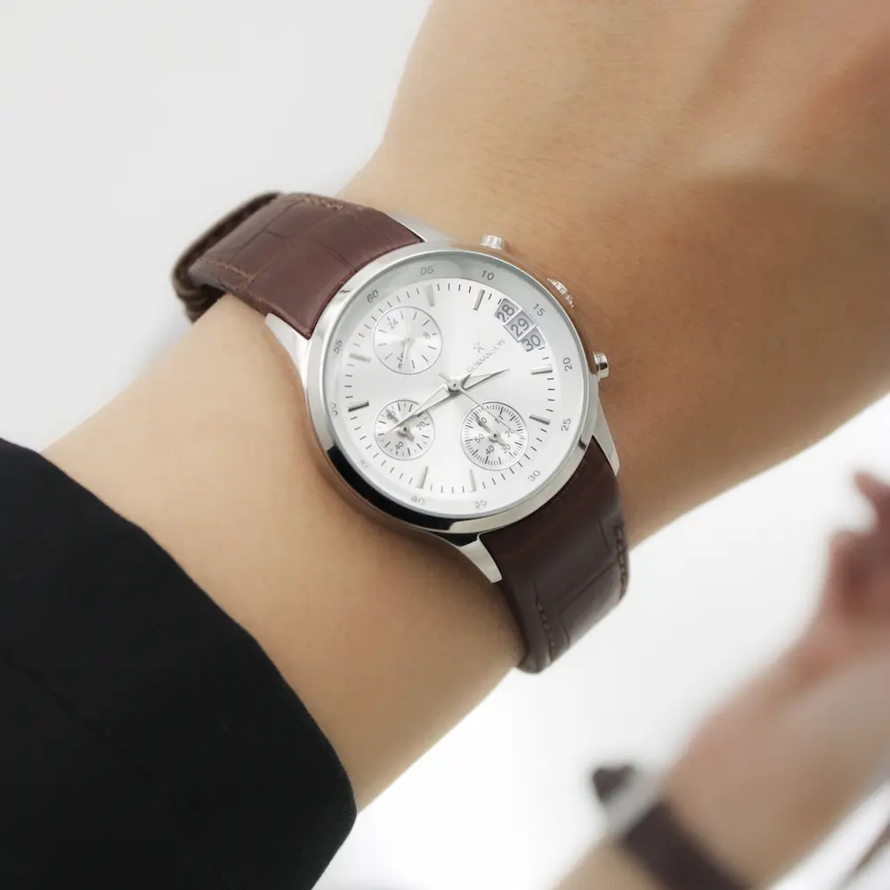 ساعت مچی عقربه ای زنانه رومانسون مدل 2133