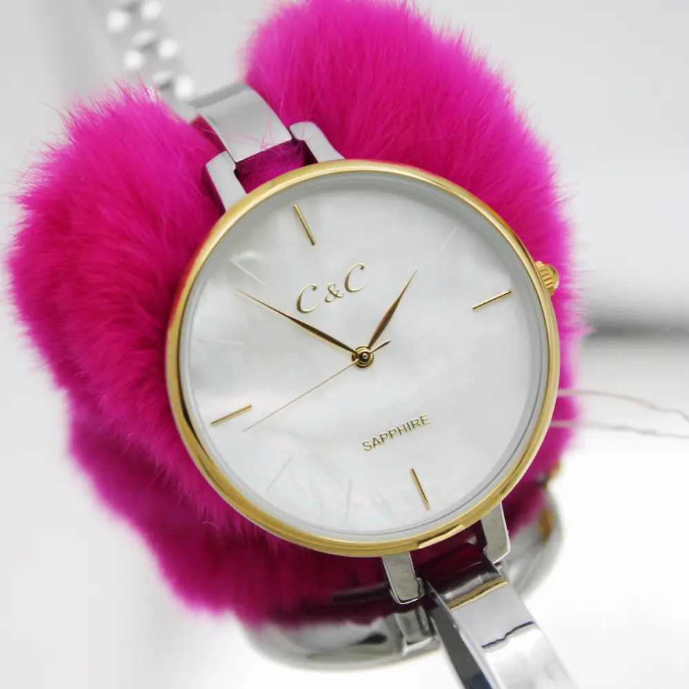 ساعت مچی عقربه ای زنانه سی اند سی مدل 1322