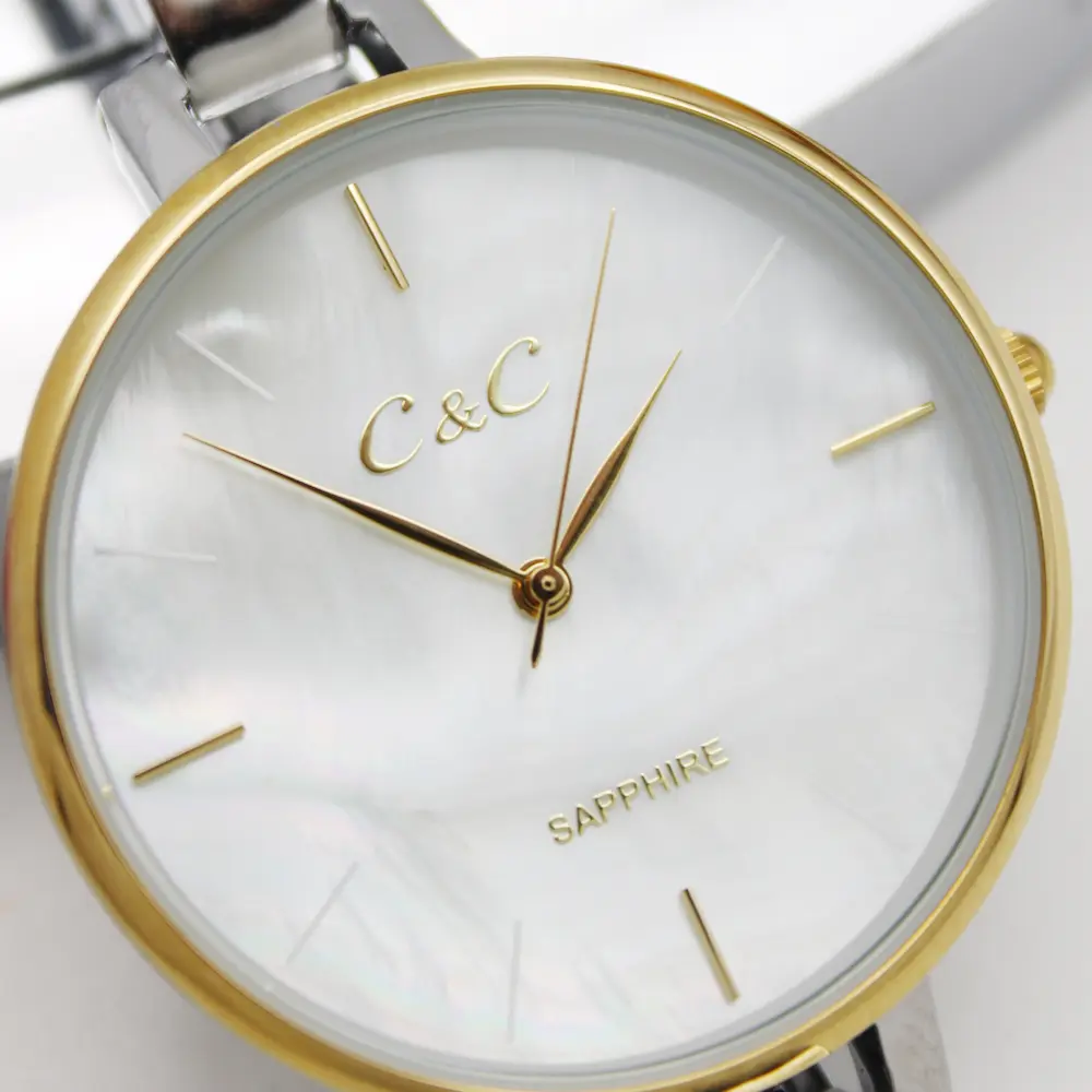 ساعت مچی عقربه ای زنانه سی اند سی مدل 1322