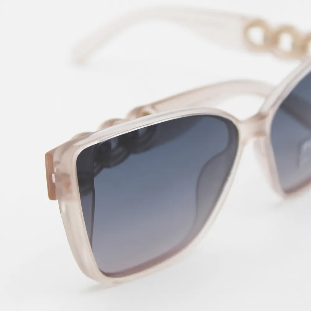 عینک آفتابی زنانه سالواتور فراگامو مدل 5818