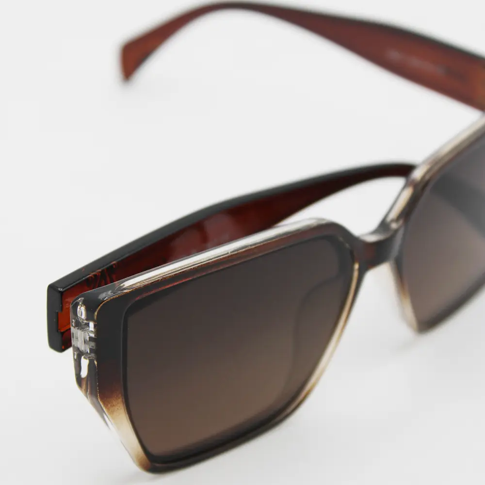 عینک آفتابی زنانه کارتیر مدل 89011