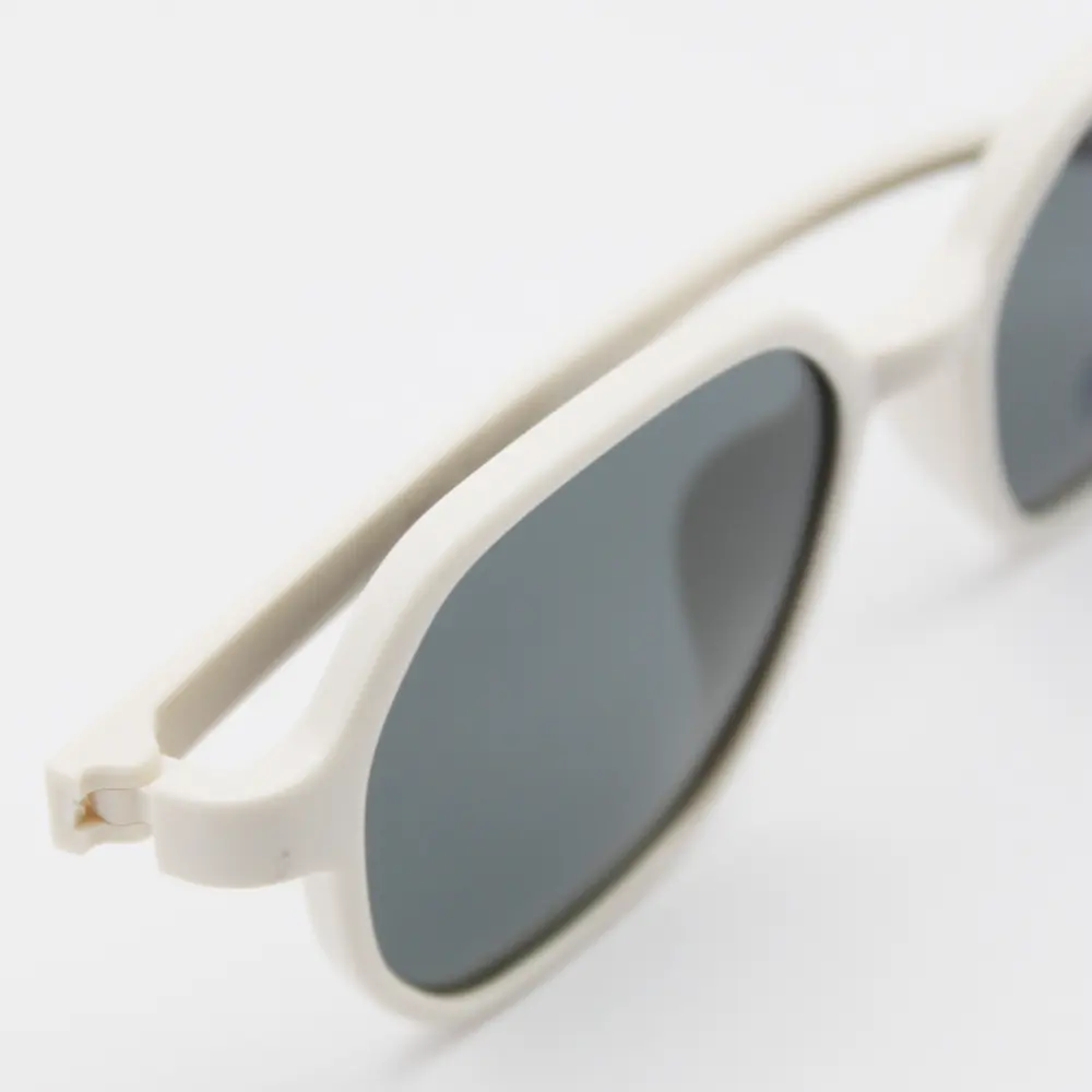 عینک آفتابی بچگانه مدل K106