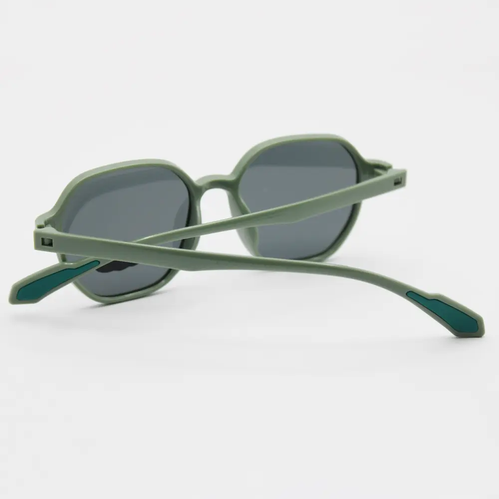 عینک آفتابی بچگانه مدل K113