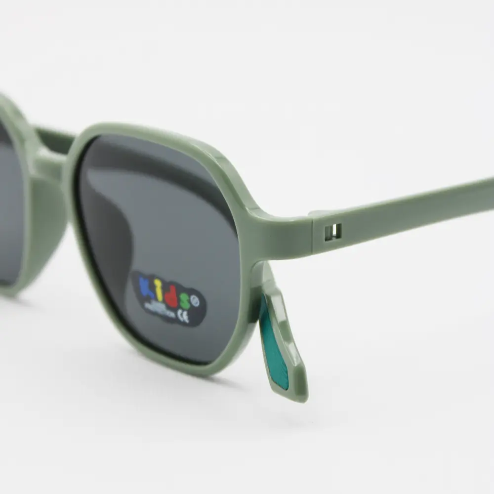 عینک آفتابی بچگانه مدل K113