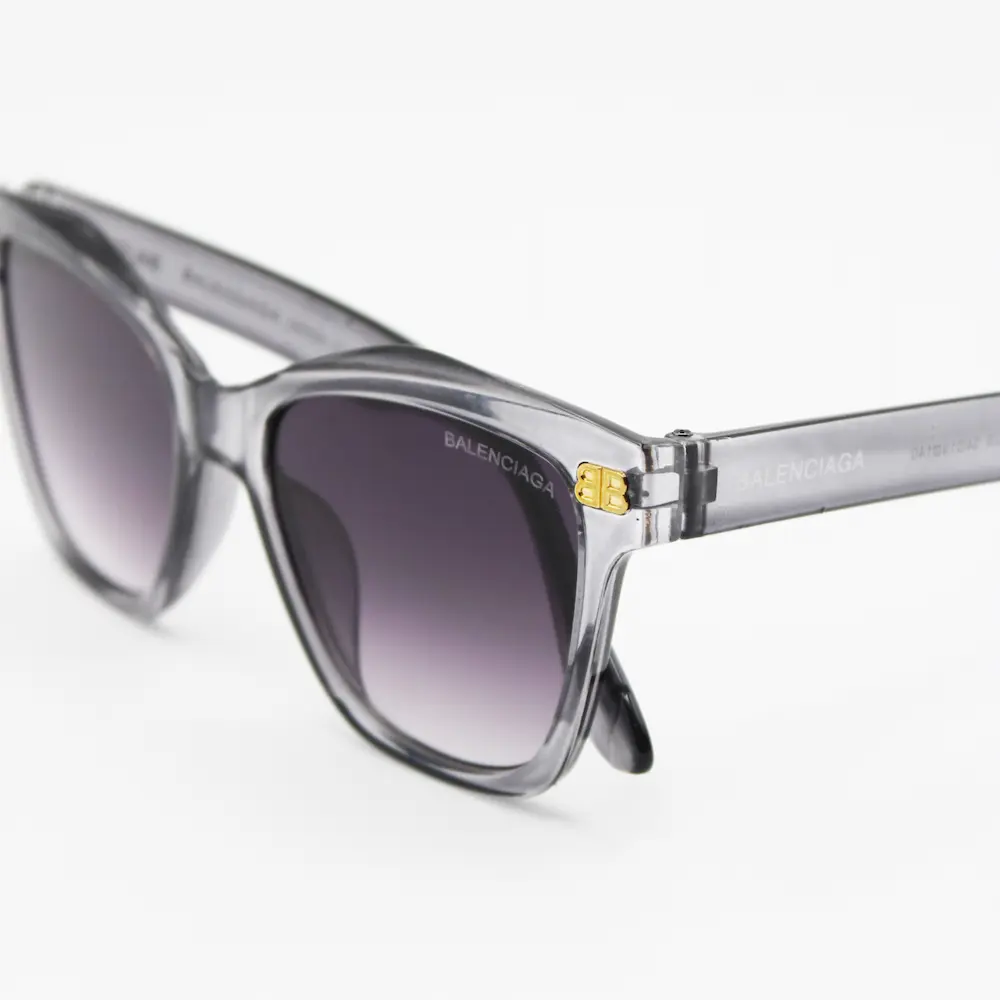 عینک آفتابی زنانه بالنسیاگا مدل 82526