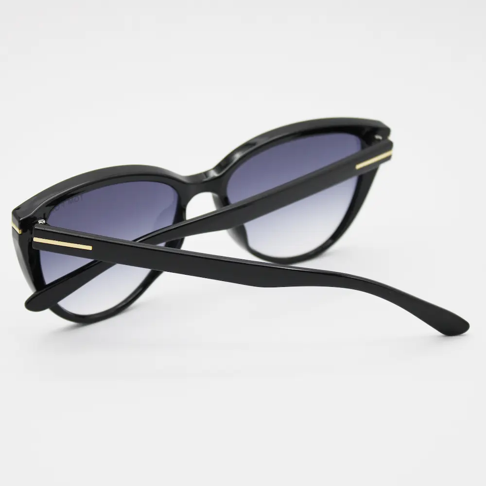 عینک آفتابی زنانه تام فورد مدل 89004