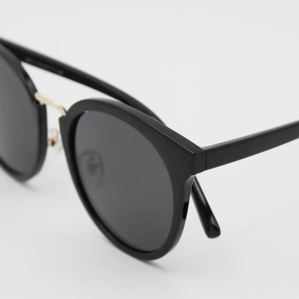 عینک آفتابی زنانه دونا مدل 86