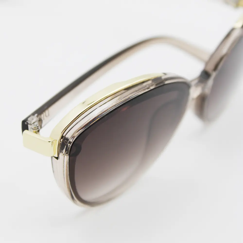 عینک آفتابی زنانه دیور مدل 9459