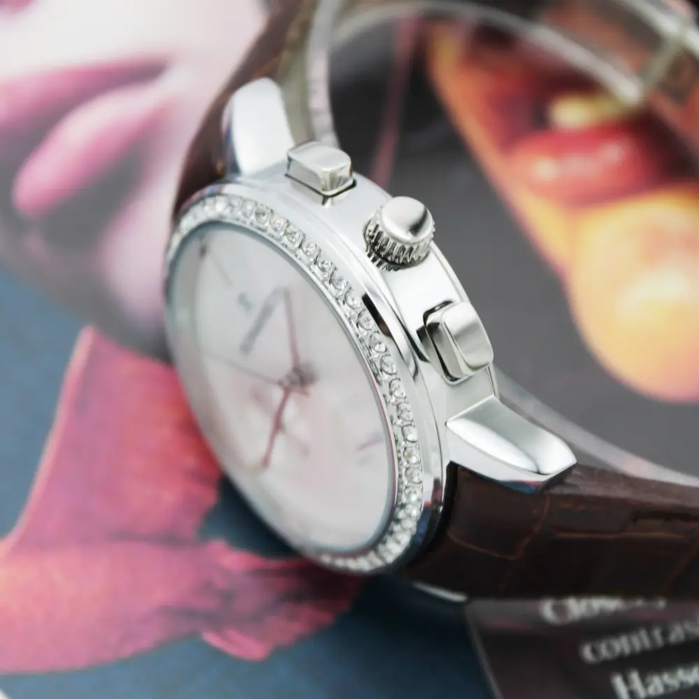 ساعت مچی عقربه ای زنانه رومانسون مدل 83128