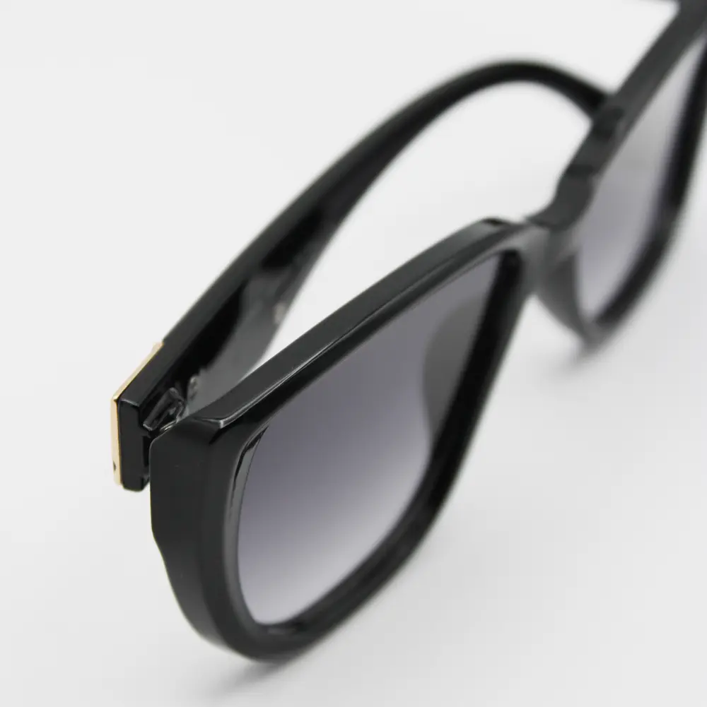 عینک آفتابی زنانه شنل مدل 88085