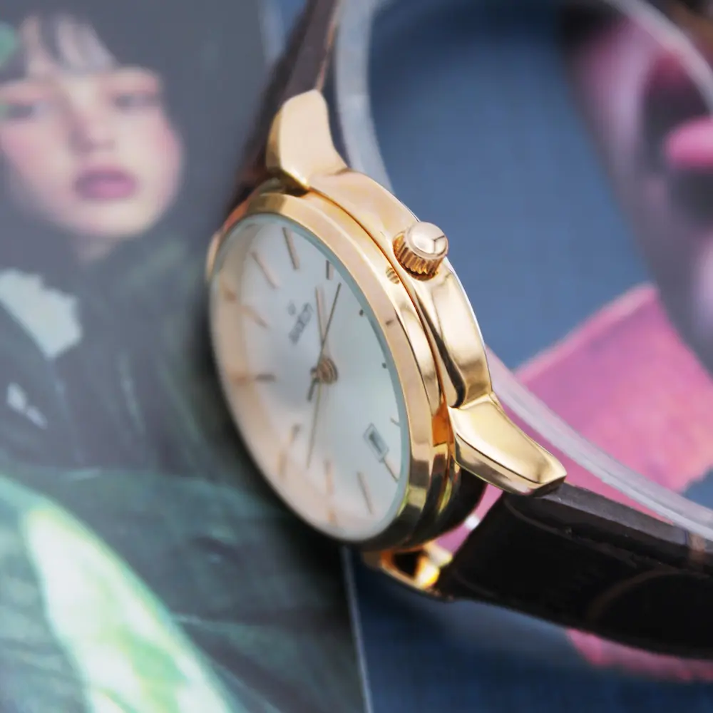 ساعت زنانه آی واچ (Iwatch) مدل 190001