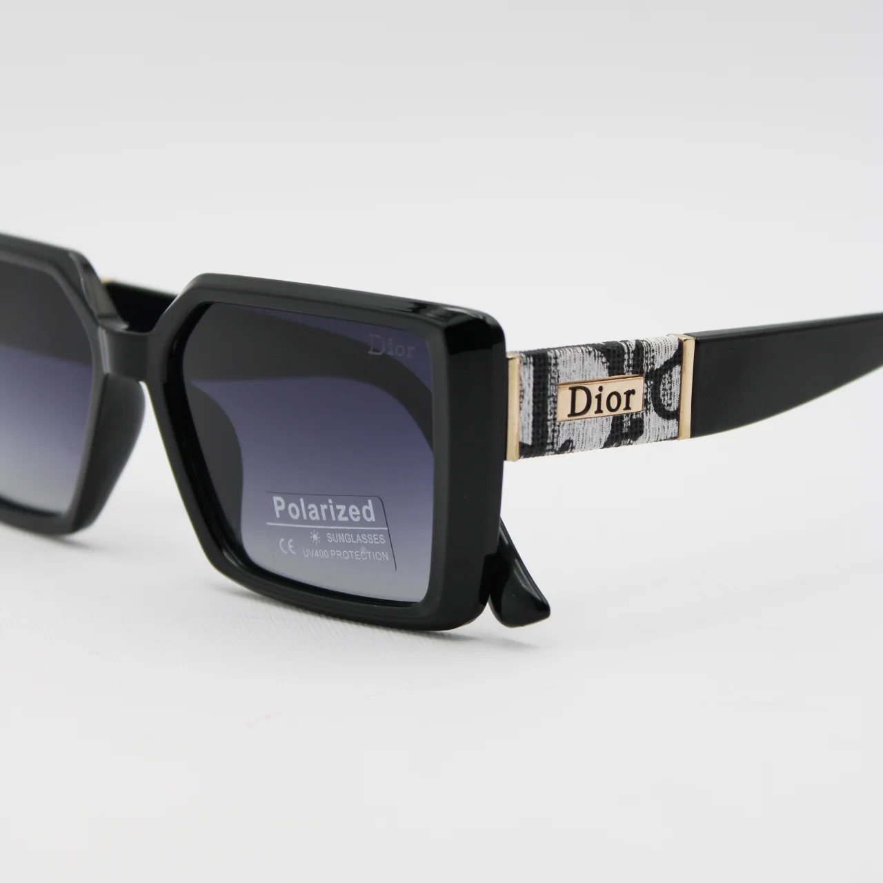 عینک آفتابی زنانه دیور (Dior) مدل 8945