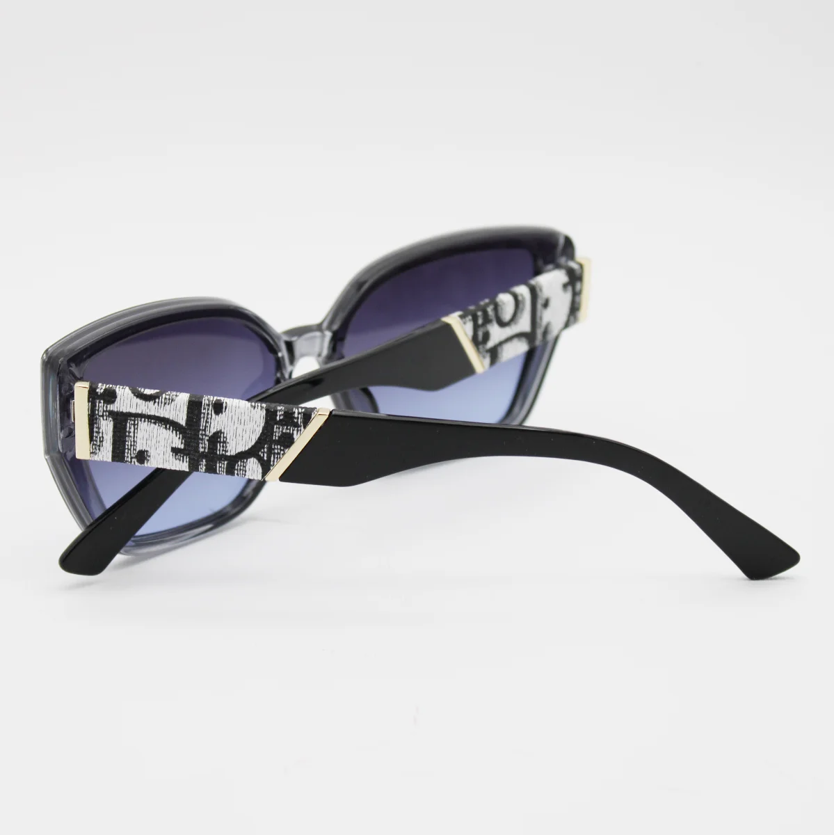 عینک آفتابی زنانه دیور (Dior) مدل 9465