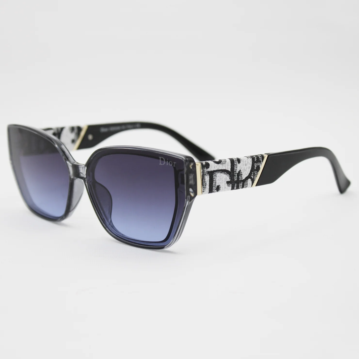 عینک آفتابی زنانه دیور (Dior) مدل 9465