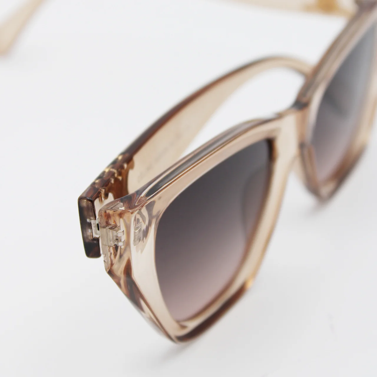 عینک آفتابی زنانه سلین (Celine) مدل 89007