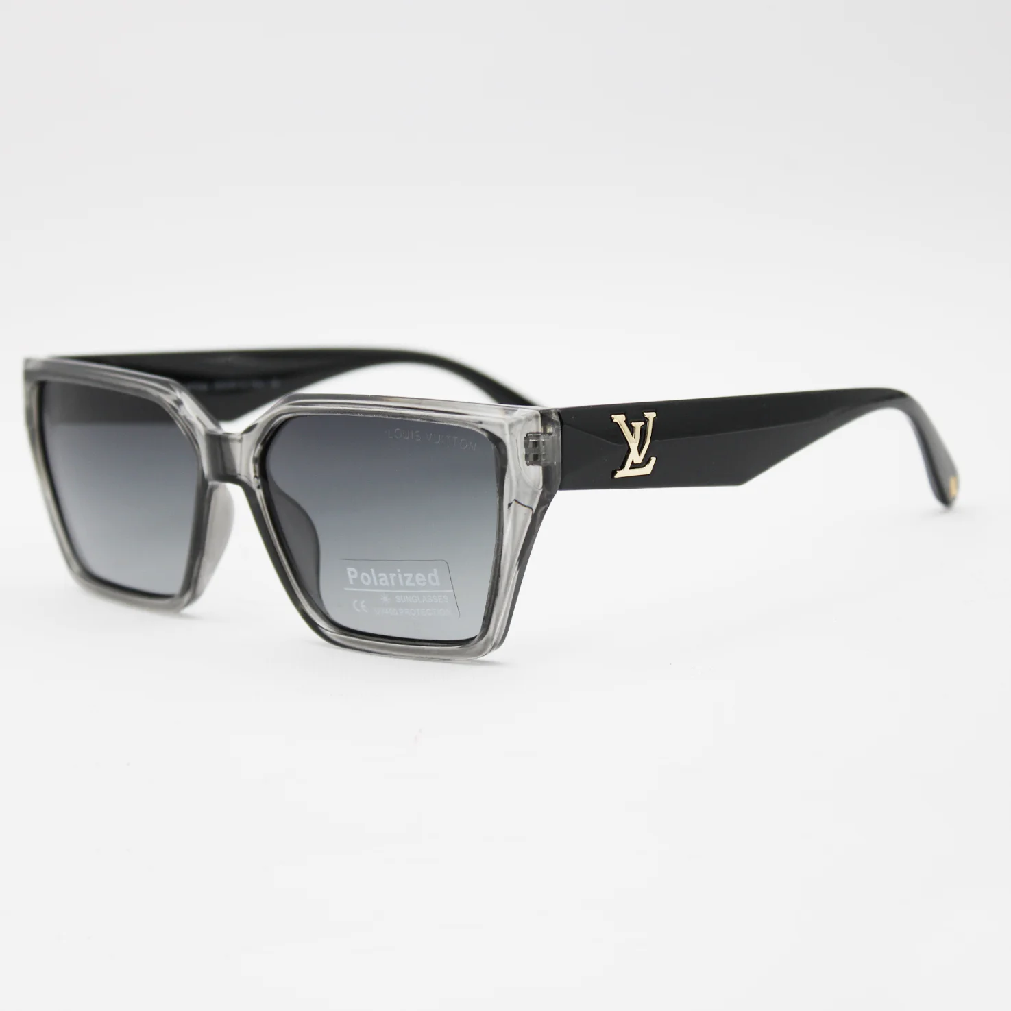 عینک آفتابی زنانه لویی ویتون (Louis Vuitton) مدل 8838