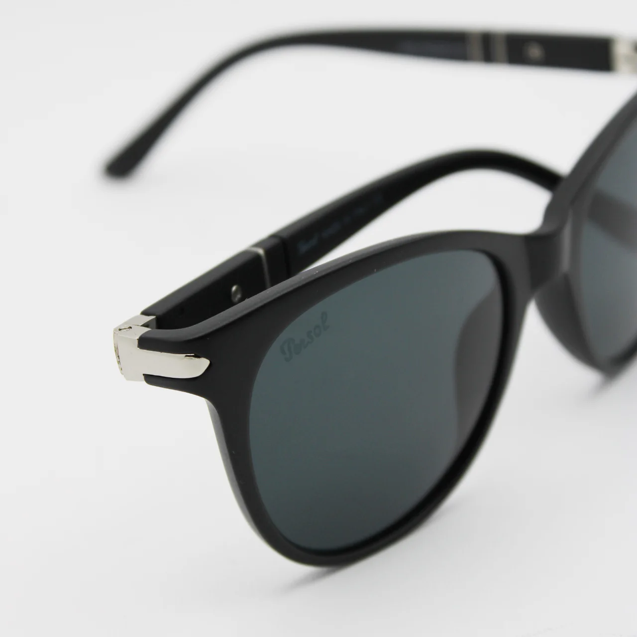 عینک آفتابی مردانه پرسول (Persol) مدل 2812
