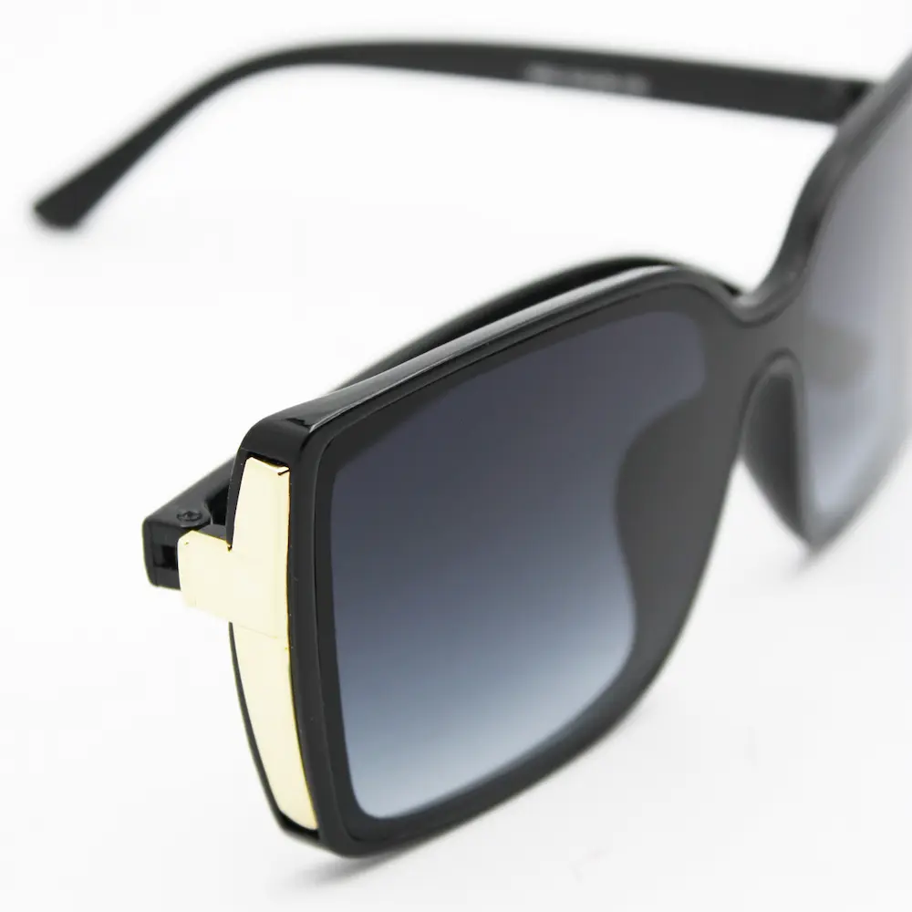 عینک آفتابی گوچی (Gucci) مدل 5890