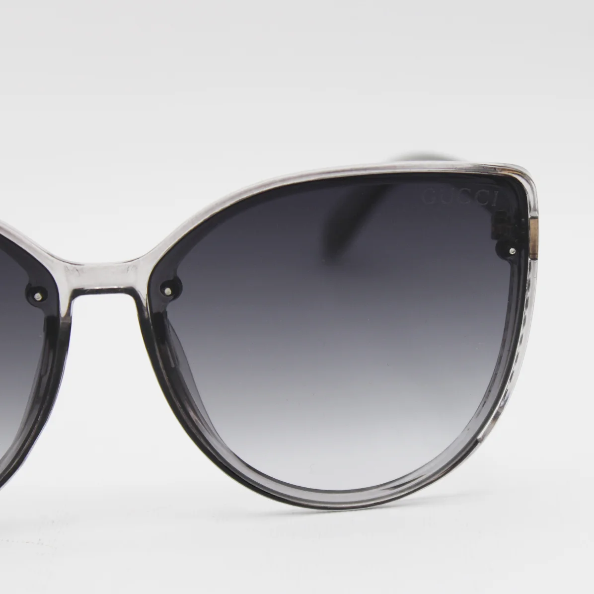 عینک آفتابی زنانه گوچی (Gucci) مدل 7804
