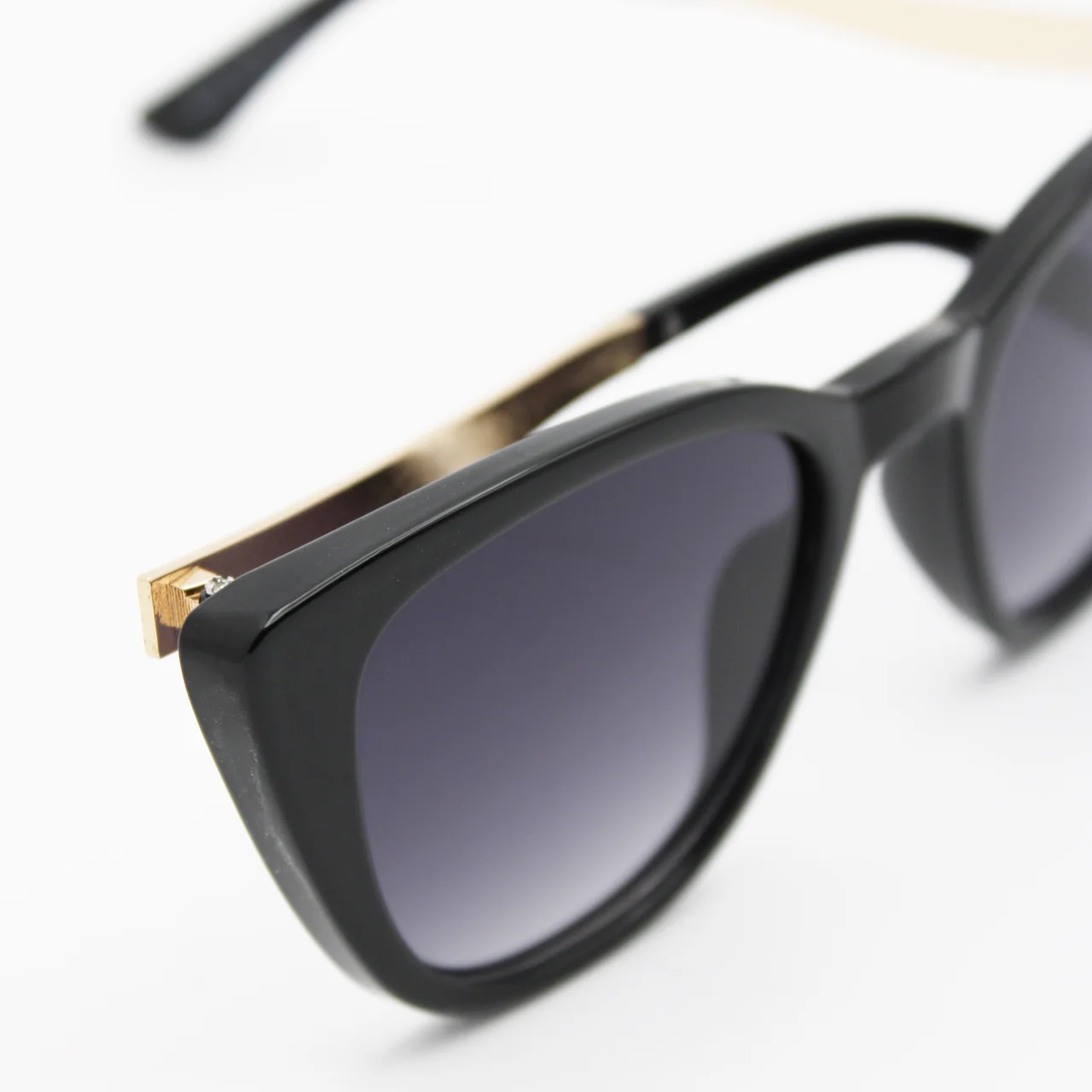 عینک آفتابی زنانه جیمی چو (Jimmy Choo) مدل 88146