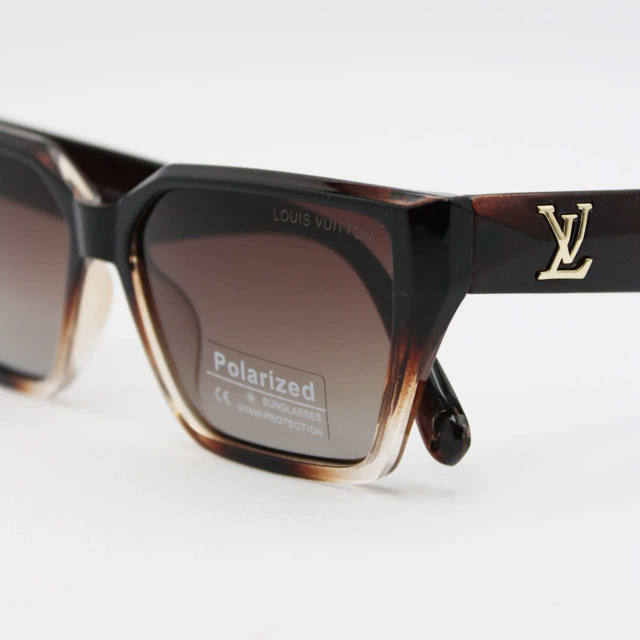 عینک آفتابی زنانه لویی ویتون (Louis Vuitton) مدل 2322