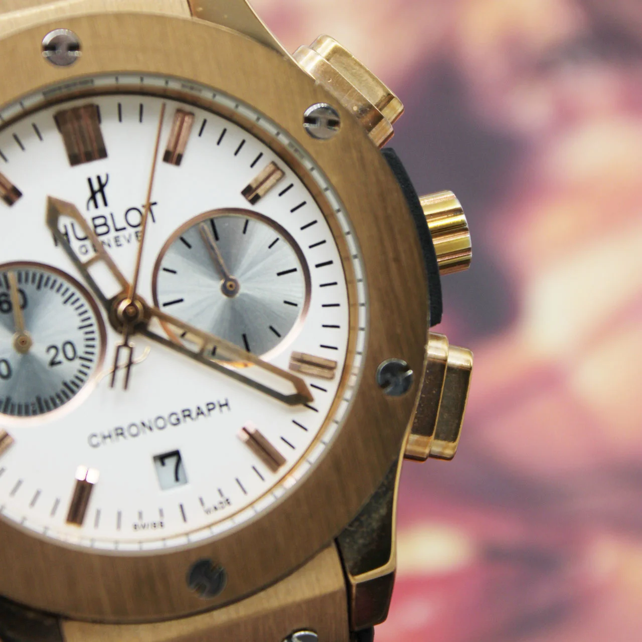 ساعت زنانه هابلوت (Hublot) مدل 30
