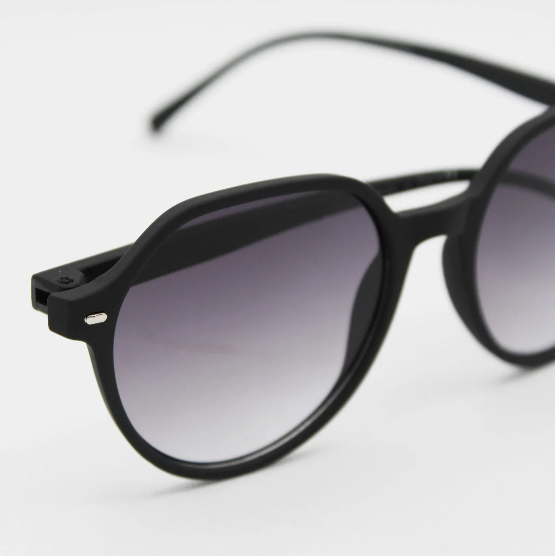 عینک آفتابی مردانه ریبن (Ray Ban) مدل 936