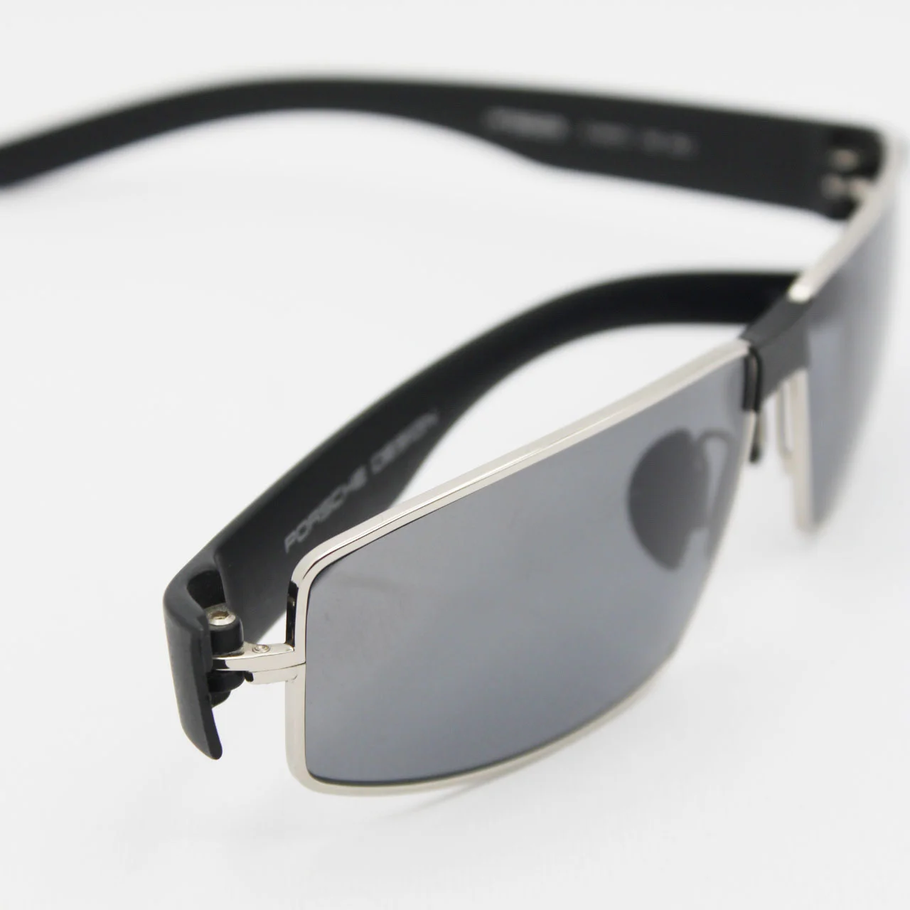 عینک آفتابی مردانه پورش دیزاین (Porsche Design) مدل 8529